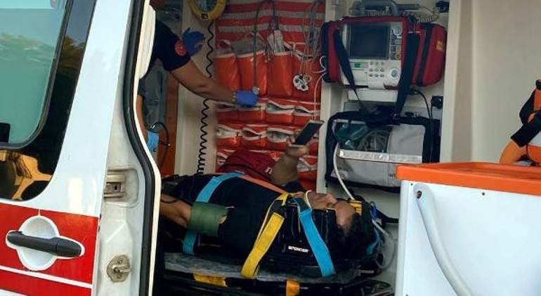 Polis baba ile kızı paramotordan düşerek yaralandı