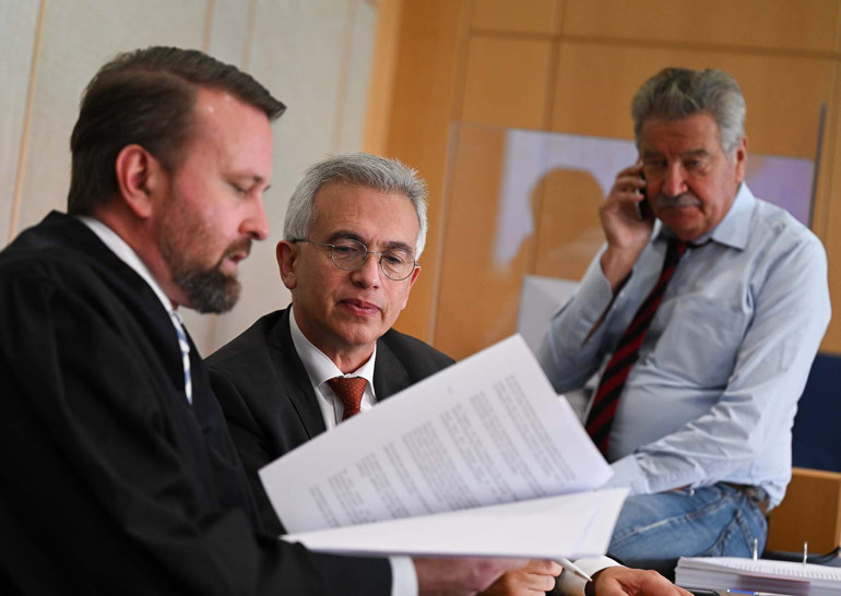 Feldmann için kader günü Kalsın mı gitsin mi