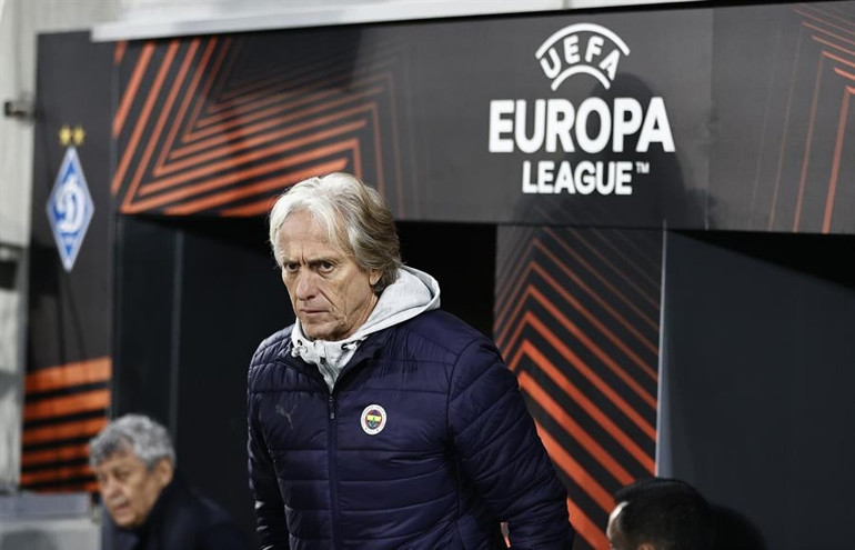 Ukrayna basını Fenerbahçede Arda Gülere hayran kaldı, Dinamo Kievi yerin dibine soktu Tarihi utanç 17 yaşındaki çocuk...