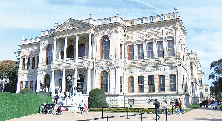 Büyük Önder Atatürkü bu yıl yenilenen odasında anacağız