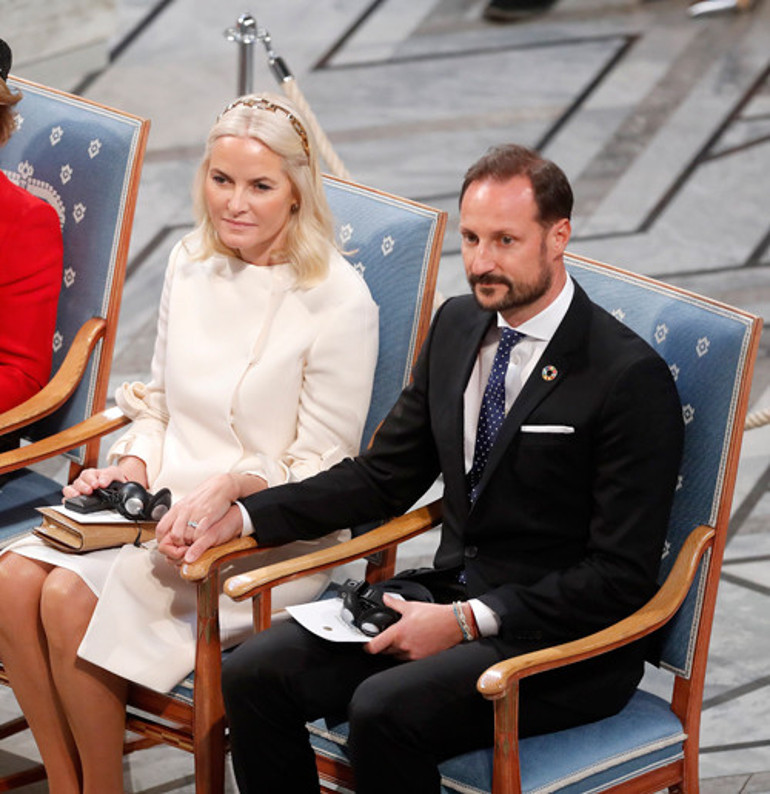 Meleklere fısıldayan prenses aşkı uğruna tacını bıraktı: Nişanlısına şarlatan diyorlardı