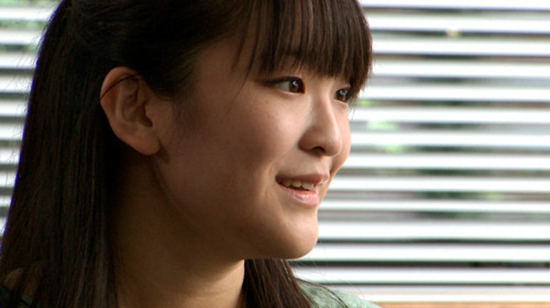 Meleklere fısıldayan prenses aşkı uğruna tacını bıraktı: Nişanlısına şarlatan diyorlardı