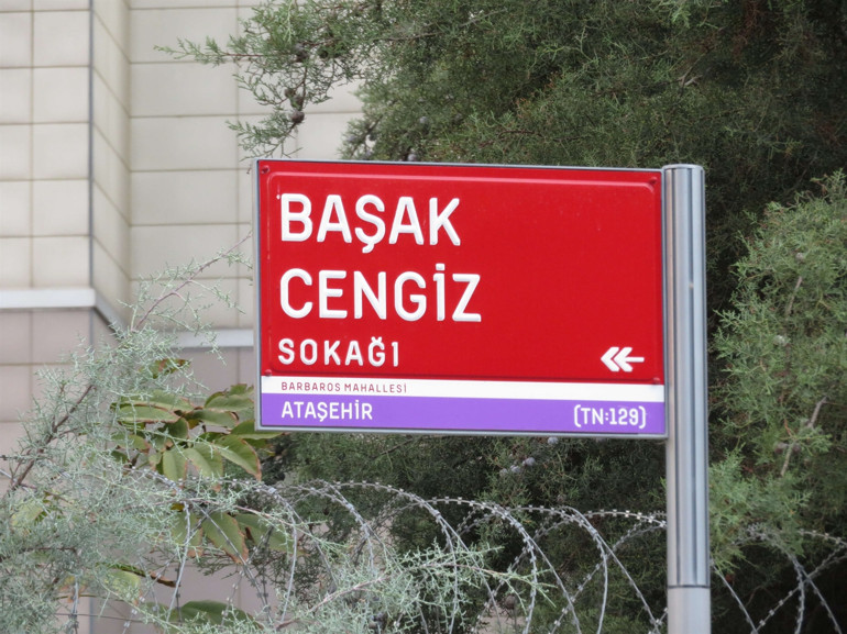 Ataşehirde katledilmişti Başak Cengiz ölümünün 1inci yıldönümünde anıldı