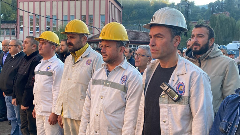 84 yıldır bitmeyen özlem... Saat 9u 5 geçe hayat 1 dakika durdu