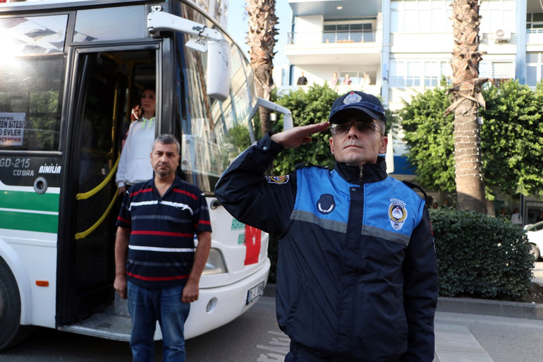 84 yıldır bitmeyen özlem... Saat 9u 5 geçe hayat 1 dakika durdu
