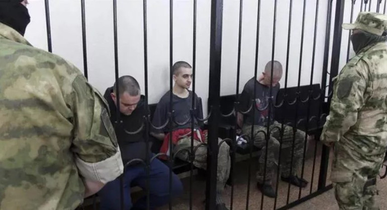 Esir takası ile serbest bırakılan İngiliz askerden sürpriz karar