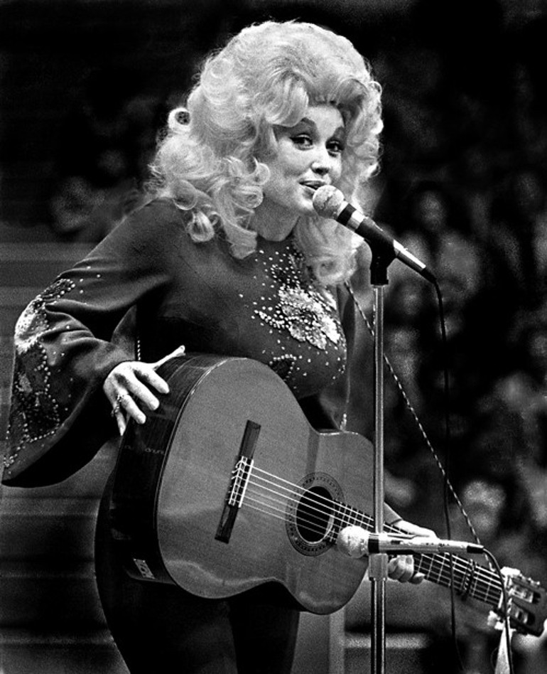 Sesiyle dünyayı ele geçirmişti,  o şarkı 30 yıldır hiç susmadı: Bu çiçeği büyütmeme izin verdiği için Tanrıya şükrediyorum