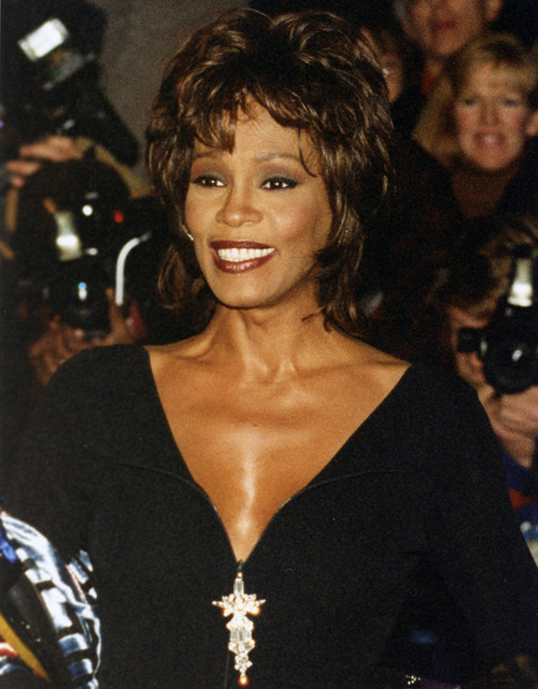 Sesiyle dünyayı ele geçirmişti,  o şarkı 30 yıldır hiç susmadı: Bu çiçeği büyütmeme izin verdiği için Tanrıya şükrediyorum