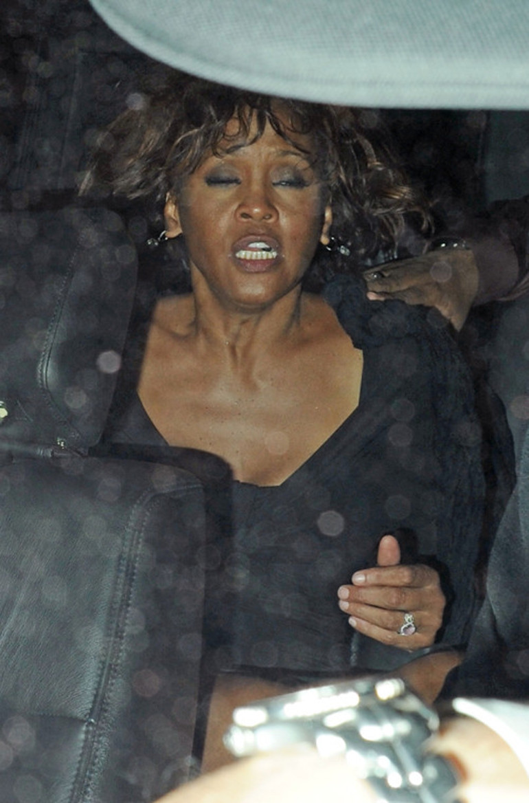 Sesiyle dünyayı ele geçirmişti,  o şarkı 30 yıldır hiç susmadı: Bu çiçeği büyütmeme izin verdiği için Tanrıya şükrediyorum