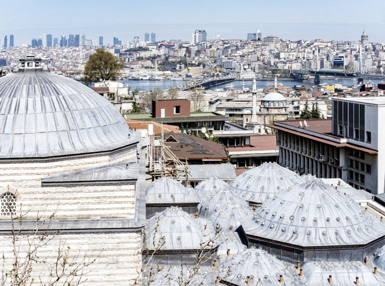 Sanatın açtığı kapıların ardına bakalım