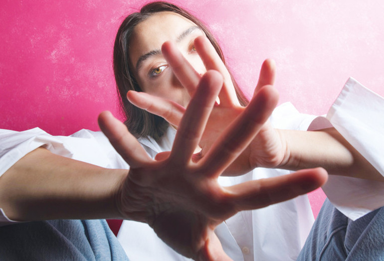 ‘Çok gülümsemek sınır ihlali yaratıyor’