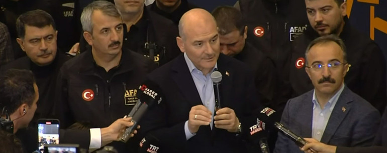 Son dakika: Deprem Anı Ülke Tatbikatı Türkiyenin 81 ilinde ve KKTCde 18.57de gerçekleştirildi