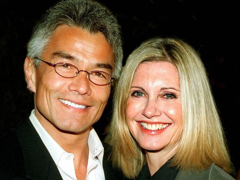 Öldü mü yoksa kaçtı mı Olivia Newton-Johnun eski sevgilisiyle ilgili şok gerçek ortaya çıktı