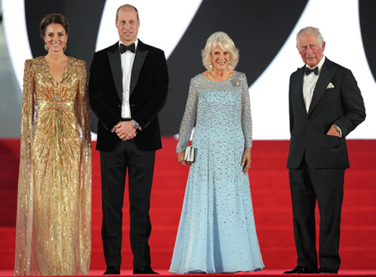 Buckinghamda gelin- üvey kaynana çekişmesi: Bu kez sahnede Kate ve Camilla