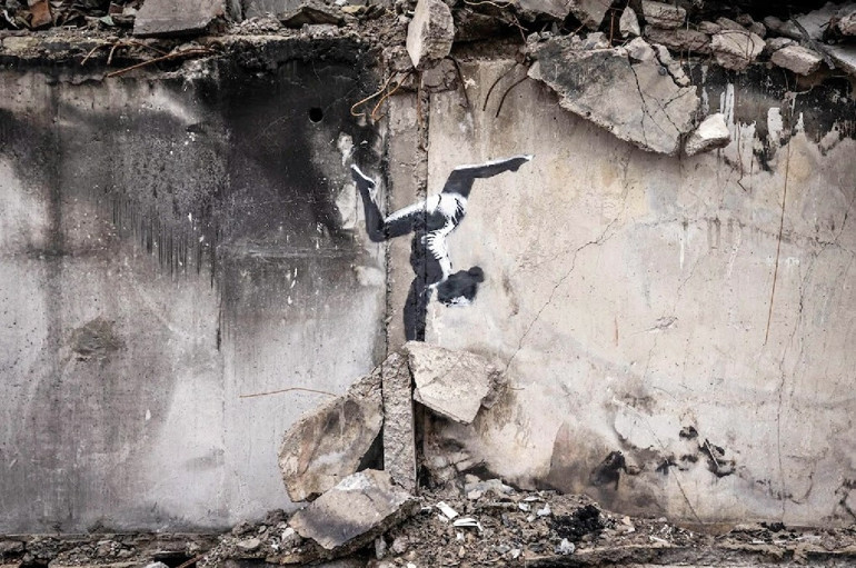 Molozlar arasındaki Banksy