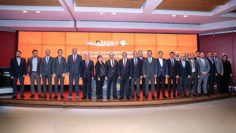 Türk Hava Yolları Uçuş Akademisi ve Türk Hava Kurumu arasında iş birliği