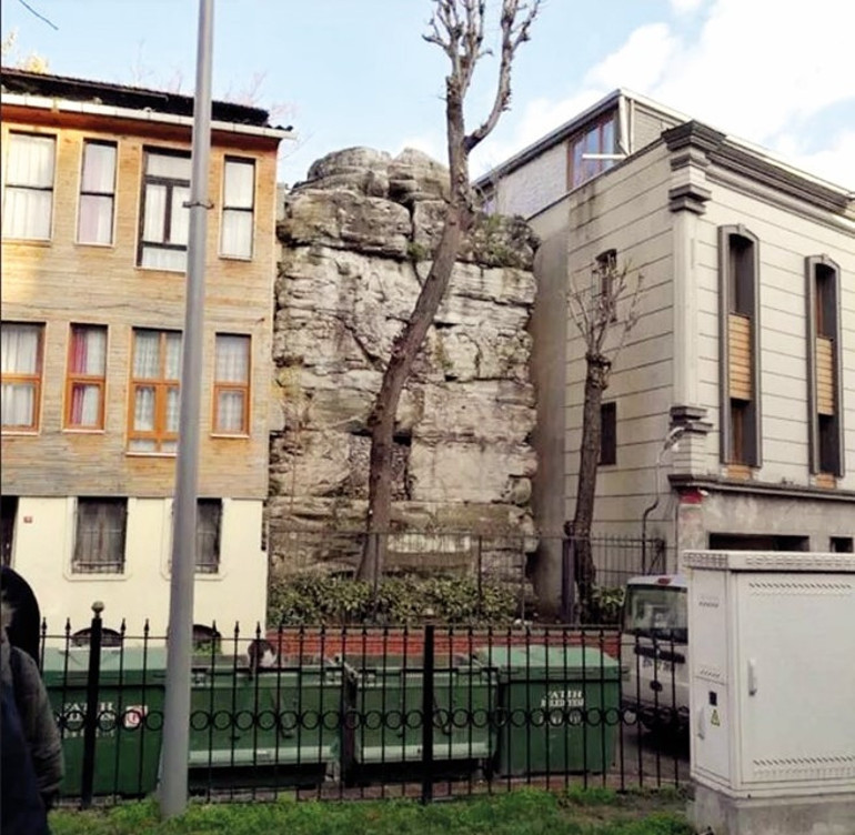 Büyülü kentin bilinmeyenleri