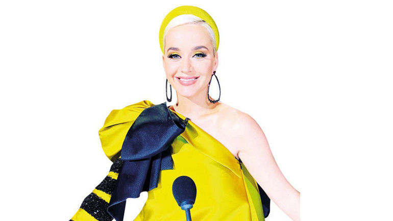 Ece Ege’den en basit ‘iyi stil’ önerisi: Yerçekimine karşı zamansız ve havalı