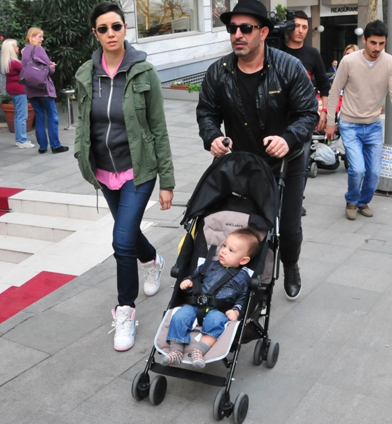 Ünlü çiftin mutlu günü... Doğuma 2 ay kala evlendiler