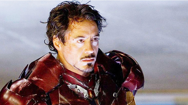 Sen kendine ne yaptın böyle: Robert Downey Jr.’ı gören küçük dilini yuttu