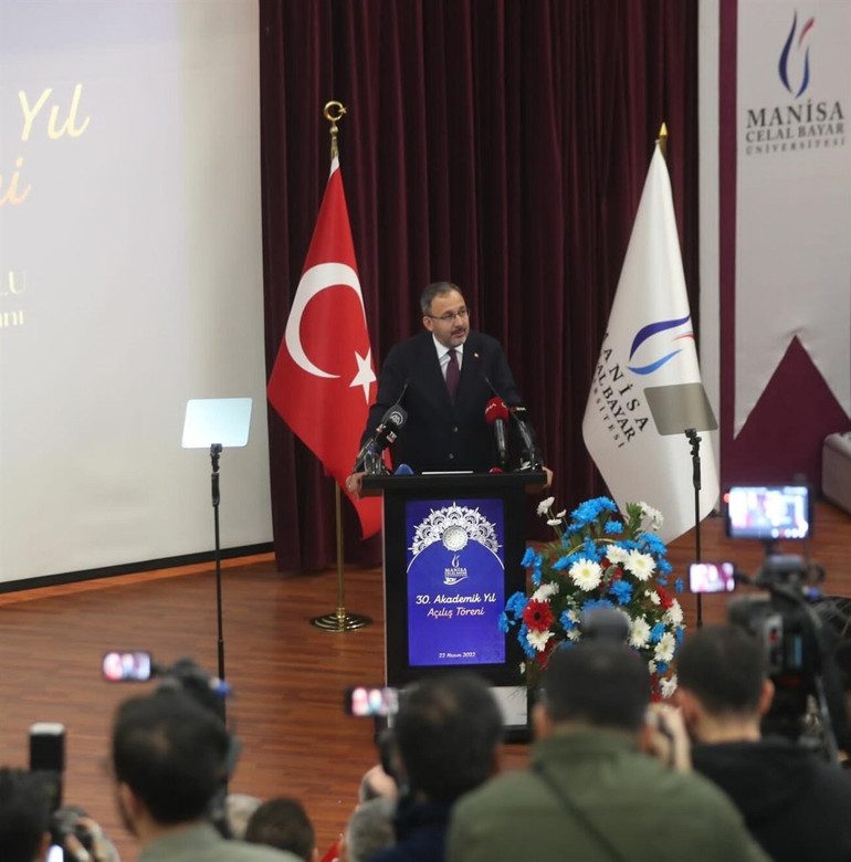 Bakan Kasapoğlu: Türkiye, ateşten çemberleri bertaraf eden destanın örneği