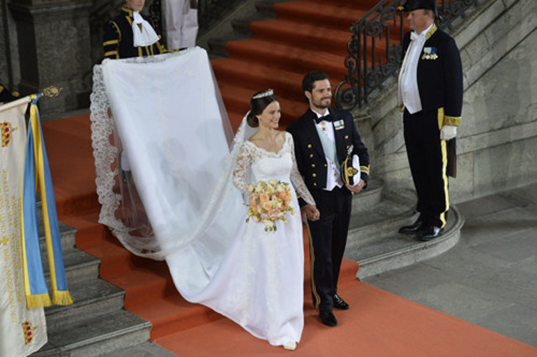 Gelinliğim taklittir Çocukluğumdan beri hayâlini kuruyordum