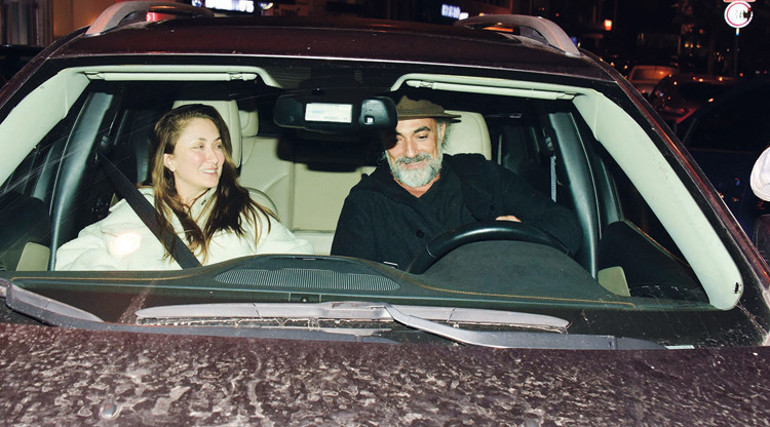 Acun Ilıcalı kızlarıyla tatilde