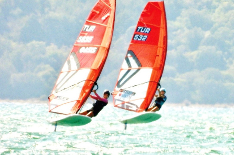 Urla Deniz Kulübü ülkenin gururu oldu