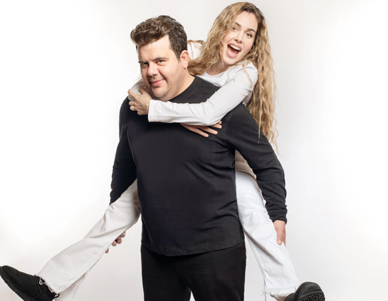 Eser Yenenler:  ‘Bizimki el ele bir aşk’ , Berfu Yenenler:  ‘Ben net temas bağımlısıyım’