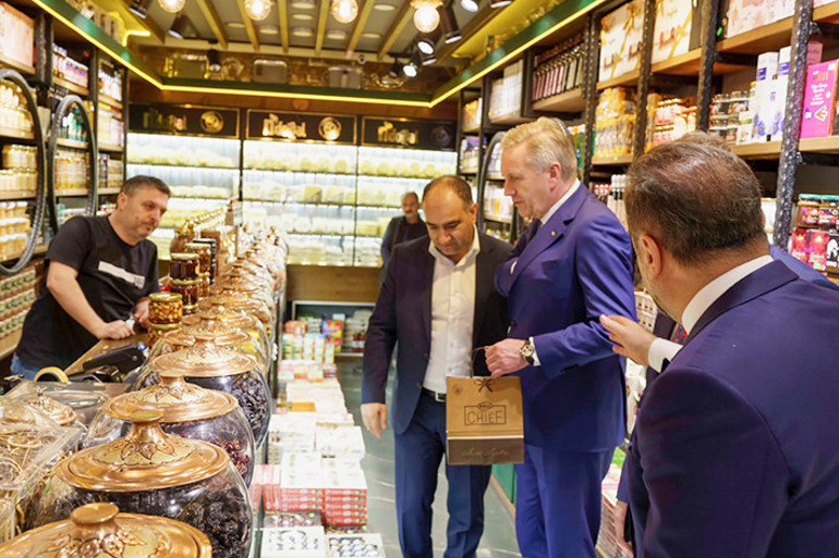 Türkiye gezisine Trabzon’dan başladı