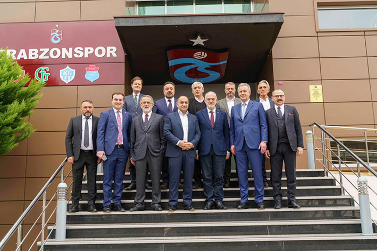 Türkiye gezisine Trabzon’dan başladı