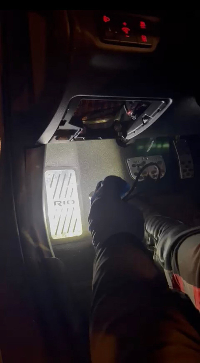 Araçta akılalmaz uyuşturucu düzeneği Polis yaylı zulayı böyle çözdü