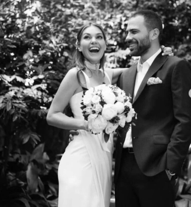 İki ay önce Roma’da evlenmişlerdi… Yalıda muhteşem düğün