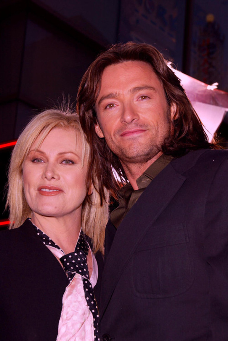 Bu adam, niye bu kadınla evlendi diyorlardı: Mutfağa çağırdı ve itiraf etti: Ben sana vuruldum