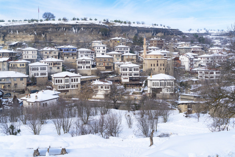 Doğa, kültür ve eğlence: Yılbaşı tatili için 9 şehirden 10 farklı öneri