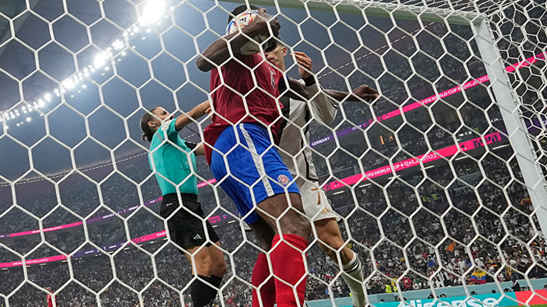 En zor maç ona denk geldi Dünya Kupası yöneten ilk kadın Stéphanie Frappartın hikayesi...