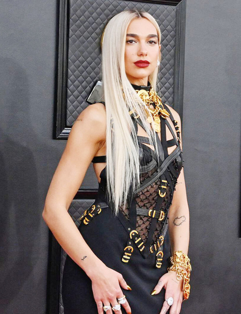 Gizemli, karanlık ve biraz da romantik