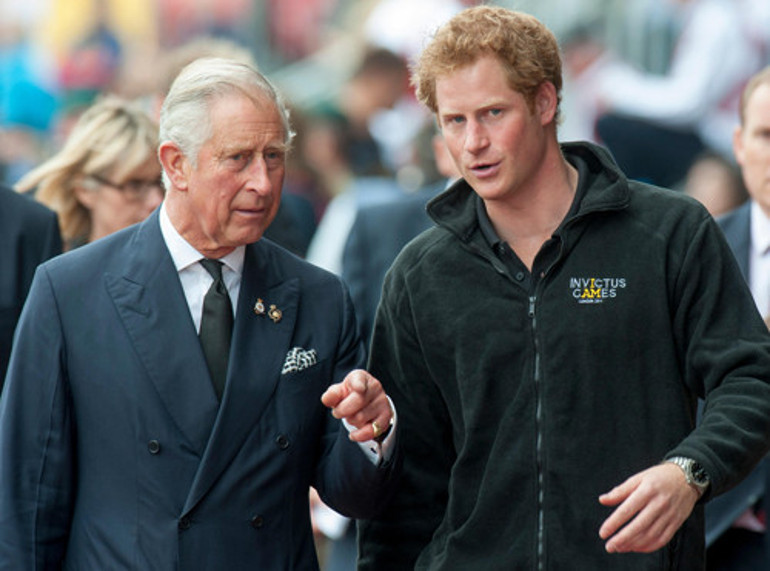 Kraliçe, hayata huzur içinde veda edememiş: Ben banka değilim anne