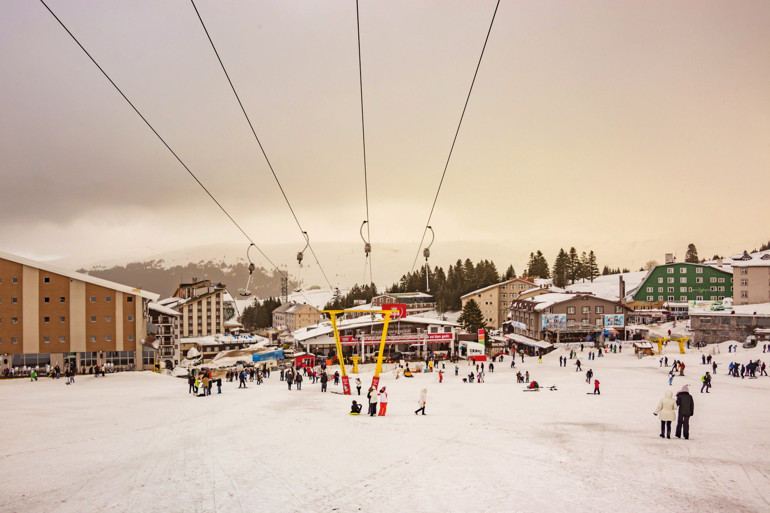 En soğuk tatil Bu sezon kayak merkezlerinin geceliği ortalama 4 bin TL’yi buluyor