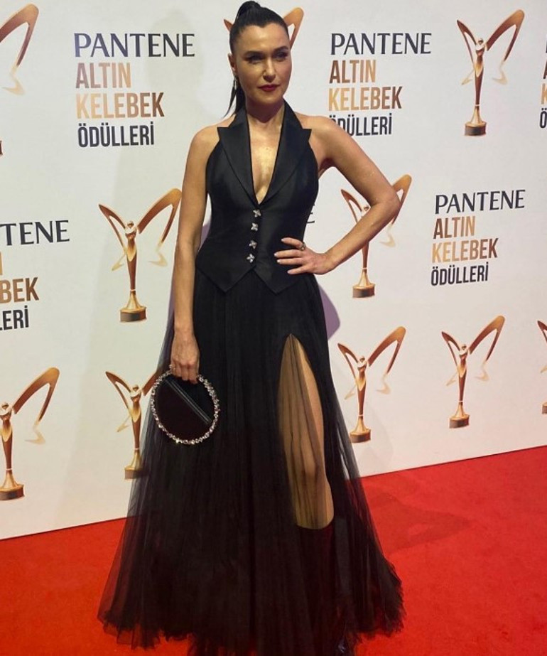 48. Pantene Altın Kelebek Ödül Töreninde şıklık yarışı