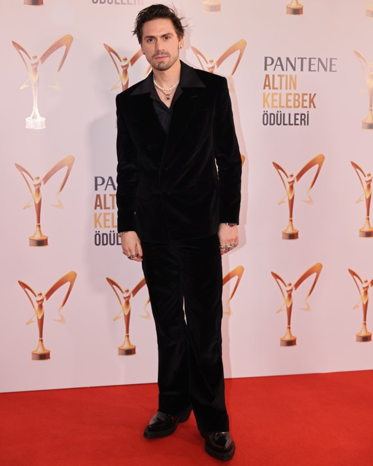 48. Pantene Altın Kelebek Ödül Töreninde şıklık yarışı