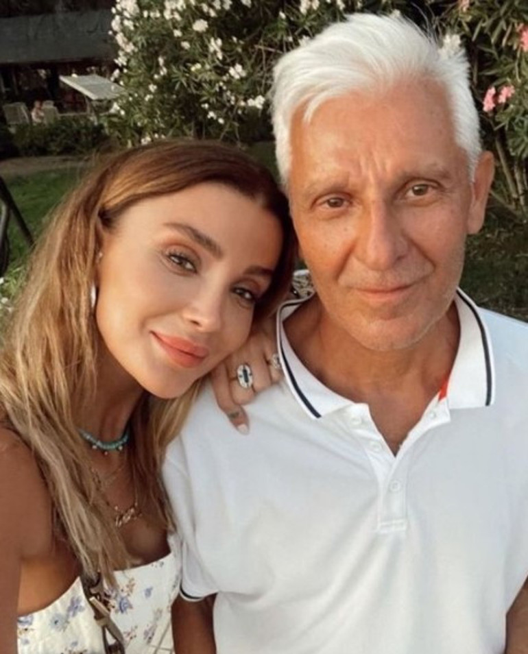 Özge Ulusoyun en zor görevi... Babasını son yolculuğuna uğurladı