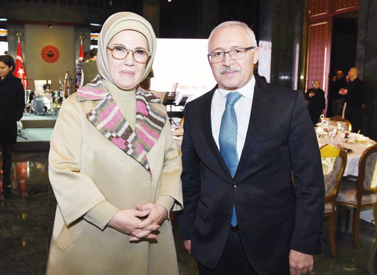 Başörtüsü teklifi bugün veriliyor