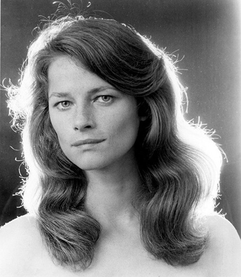 Hiç estetiği olmadığı için seksi rolleri kapabilmiş: Yıldız oyuncu ünlü aktörle kaçamağını ve açık evliliğini böyle anlattı