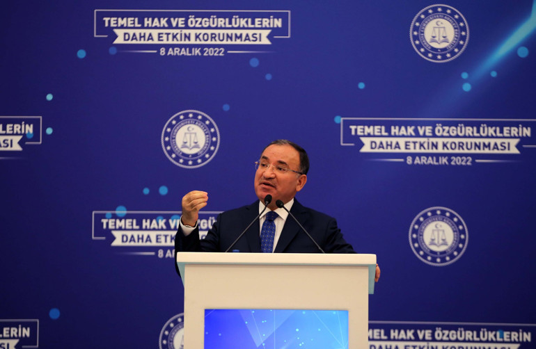 Bozdağ: Doğu Akdeniz göçmen mezarlığına dönmüş durumda