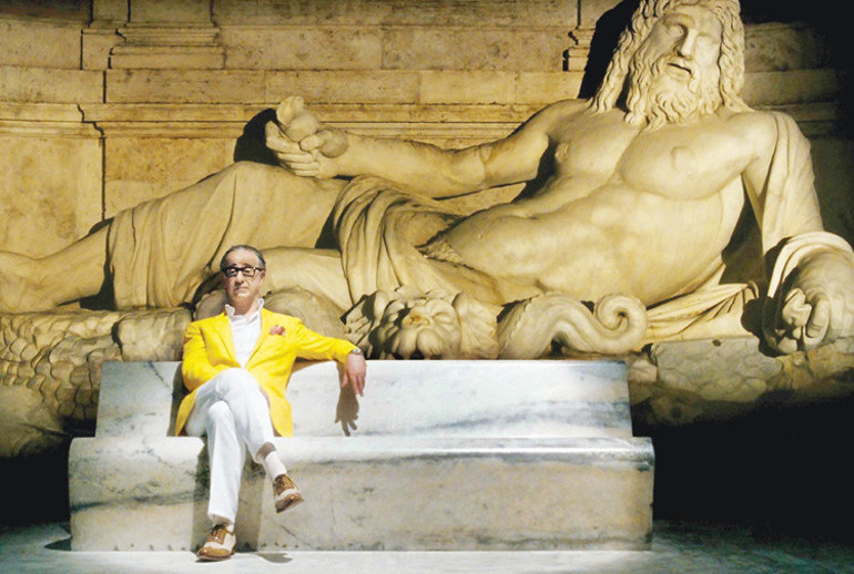 ‘Okurlara bildiklerimin ışığında el feneri tutmaya çalıştım, sinemada yer göstericilik yapmak gibi’