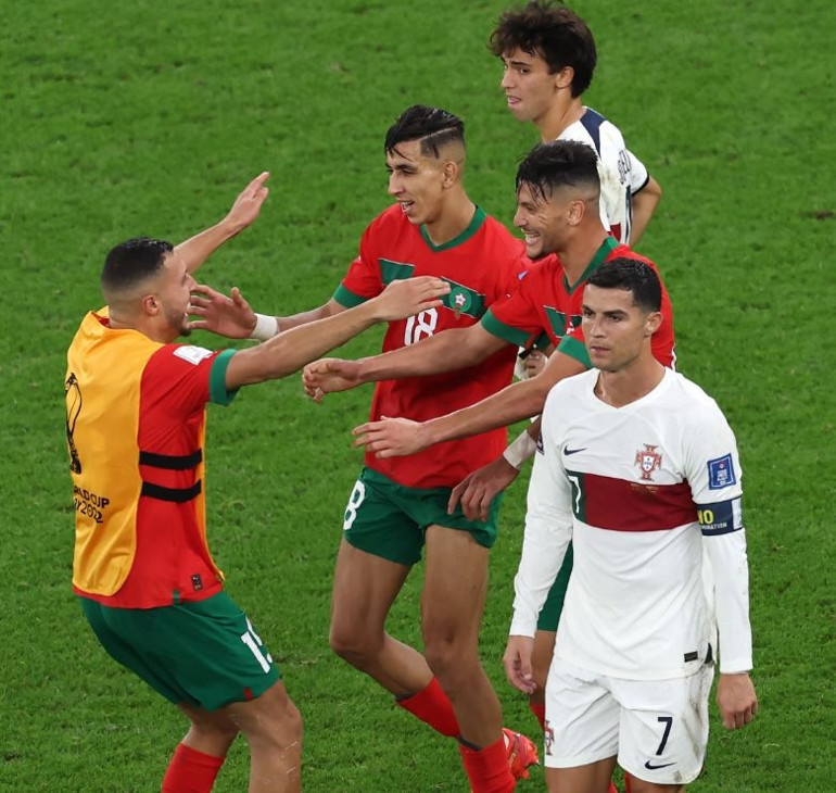 Fas - Portekiz maçında Ronaldo için bir devir gözyaşlarıyla sona erdi Sevgilisi Georgina ve kız kardeşinden Fernando Santosa tepki...