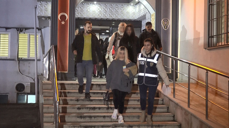 Tatile gelen Rus jinekoloğa iğrenç tuzak Şifreli konuşmaları ortaya çıktı