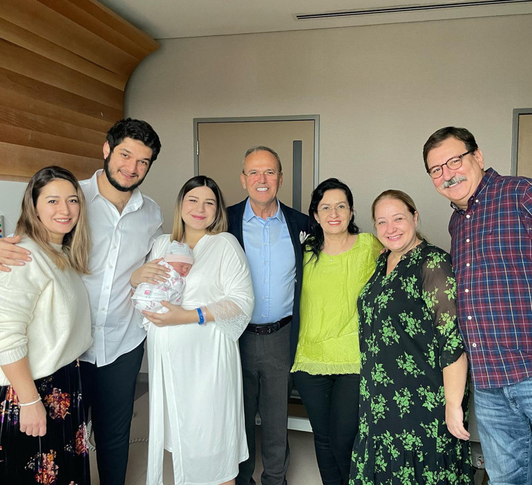 Uzun süre hasret kalmıştı... Dede-torun buluştu