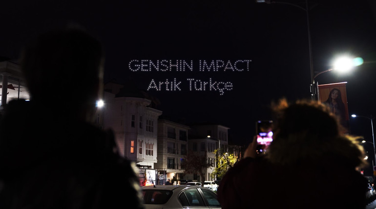 Genshin Impact Türkçe dilinin eklenişini drone ışık gösterisiyle kutladı